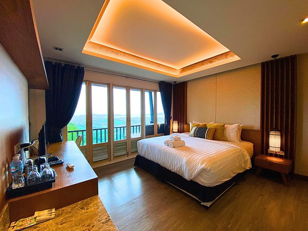 Phuket View Coffee and Resort Room Type - Tropical Room