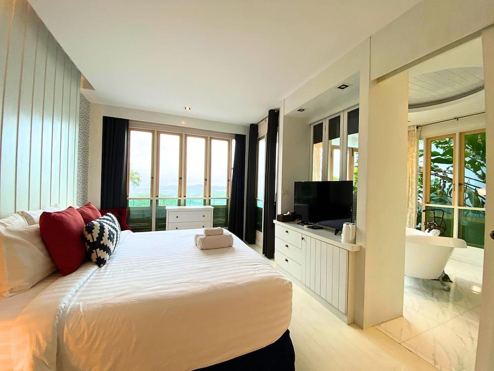 Phuket View Coffee and Resort Room Type - Vintage Room