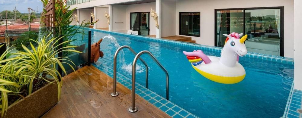 The Thames Pool Access Resort SHA+ - Tap to explore photos