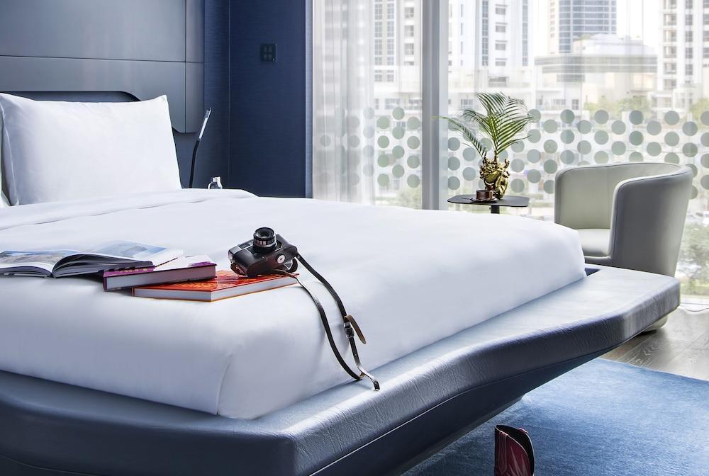 ME Dubai by Meliá Room Type - Extra ME + Junior Suite Void with Burj Khalifa View