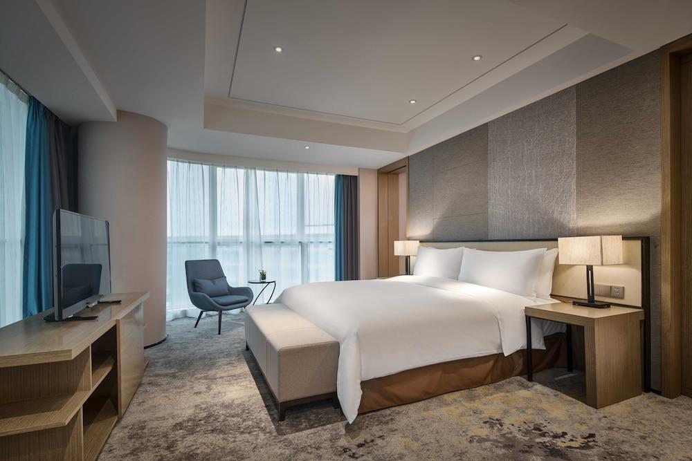 The Qube Hotel Shanghai Hongqiao - Tap to explore photos