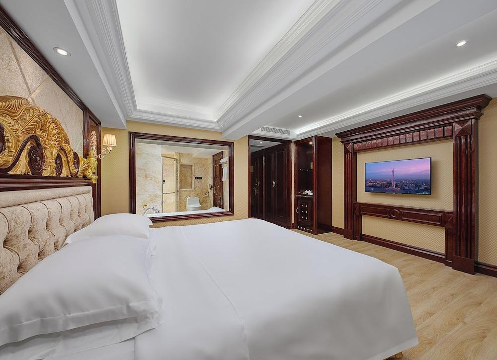 Yueda Financial City International Hotel - Tap to explore photos