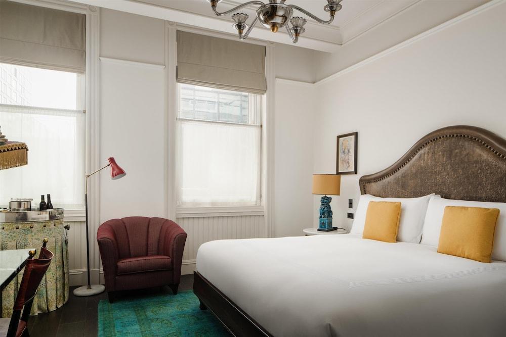 The Beekman, A Thompson Hotel, by Hyatt Room Type - Deluxe Room, 1 King Bed