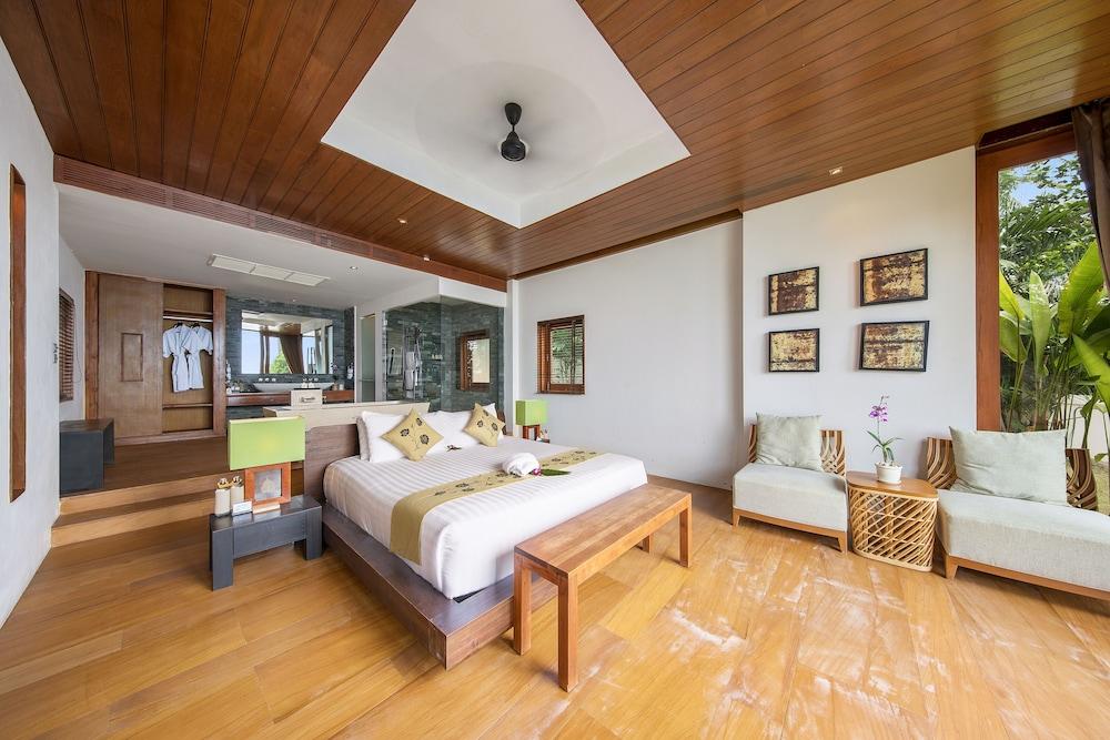 Baan Hinyai Room Type - Villa (5 Bedrooms)