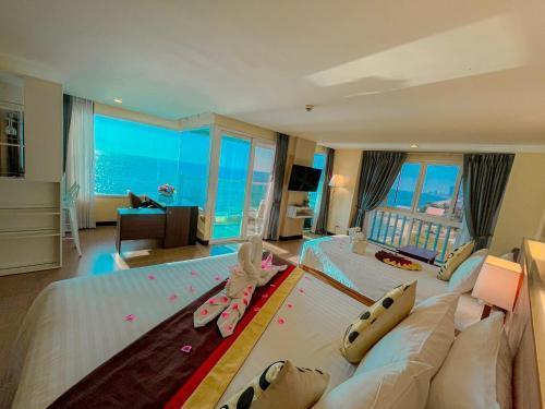 Saisawan Beach Resort Pattaya Room Type - Executive Suite
