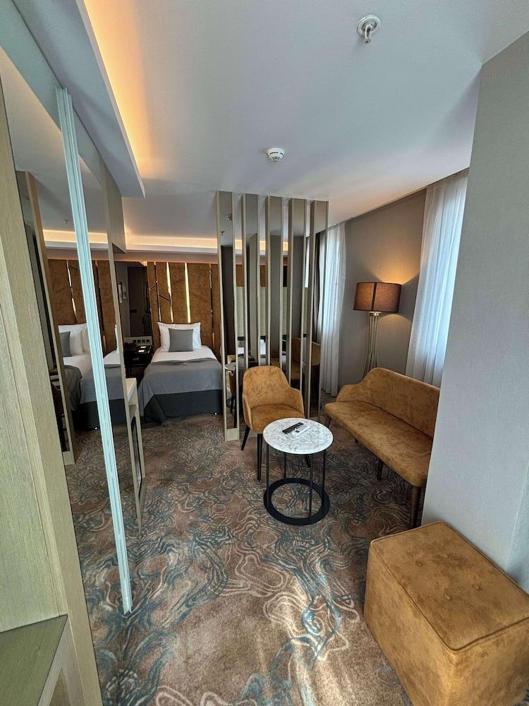 Best Western Premier Ottoperla Hotel Room Type - Standard Room, 2 Twin Beds, Non Smoking, Sea View