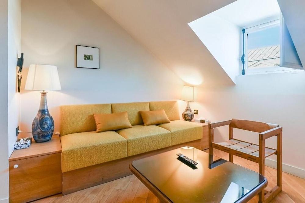 Hôtel Habituel Room Type - Suite
