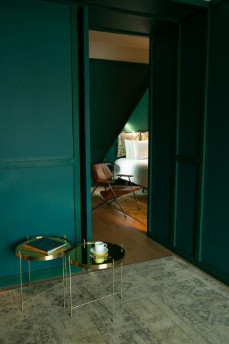 Hotel Le Ballu - Tap to explore photos