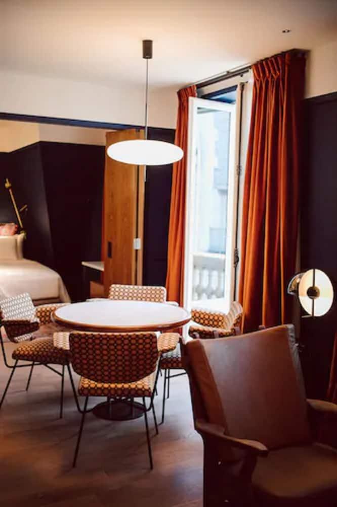 Hotel Le Ballu Room Type - Suite, 1 King Bed with Sofa bed, City View