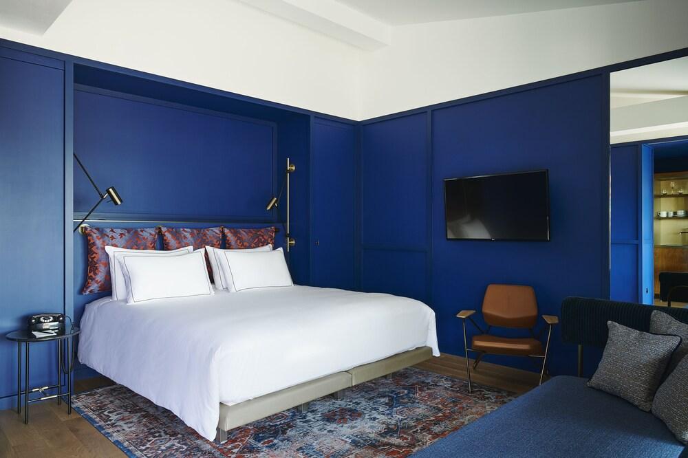 Hotel Le Ballu Room Type - Economy Suite, 1 King Bed with Sofa bed, Terrace
