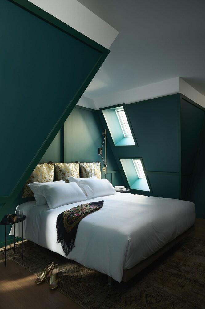 Hotel Le Ballu Room Type - Suite, Multiple Beds, Terrace