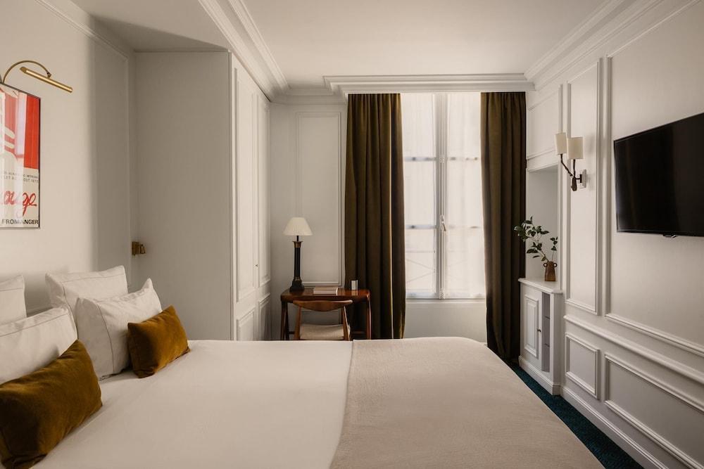 Bourgogne & Montana Hotel Room Type - Superior Room