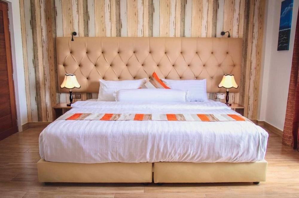 Rosy Villa Hotel Room Type - Premium Room