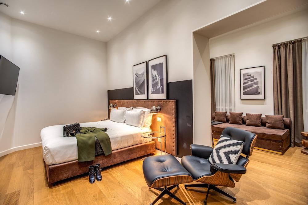 The Talent Hotel Room Type - Suite