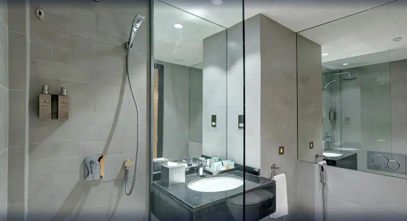 City Avenue Hotel - Tap to explore photos