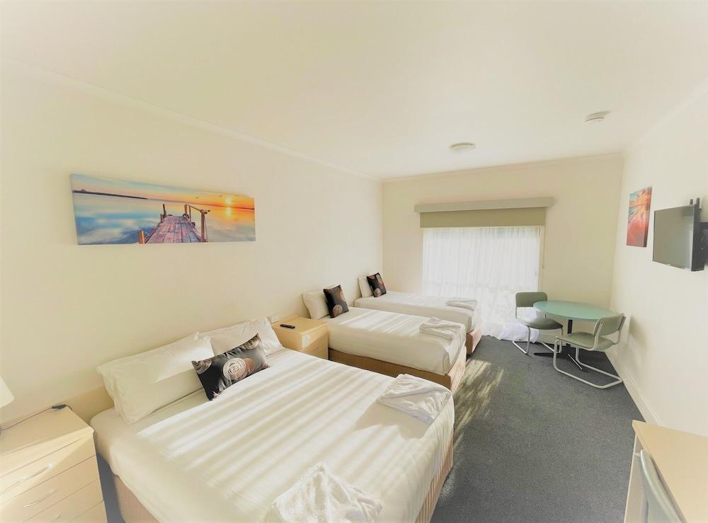 Carrum Downs Motel Room Type - Family Room