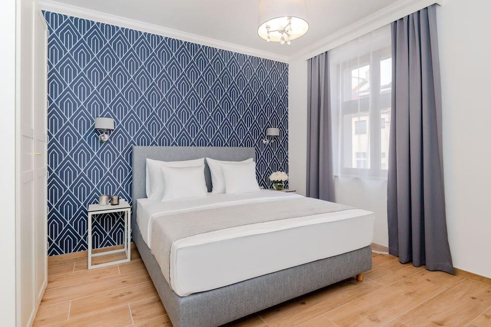 Eight Secrets Boutique Residence by Dwellfort Room Type - Deluxe Apartment (201-401)