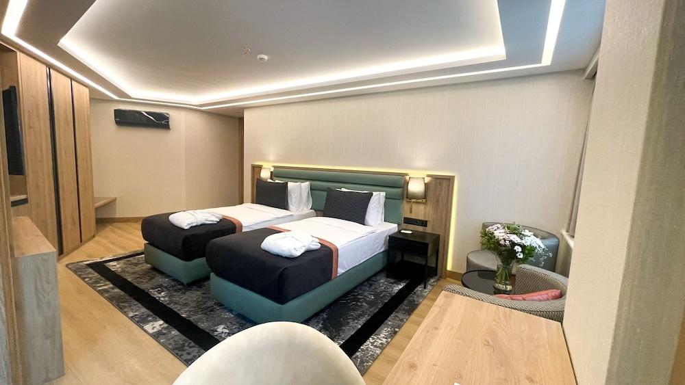 Vital Hotel Fulya Istanbul Sisli - Tap to explore photos