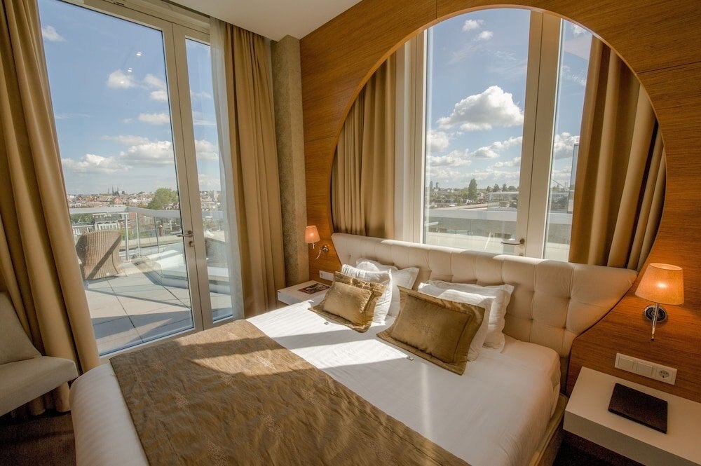 Grand Hotel Downtown Room Type - Panoramic Penthouse, 1 King Bed