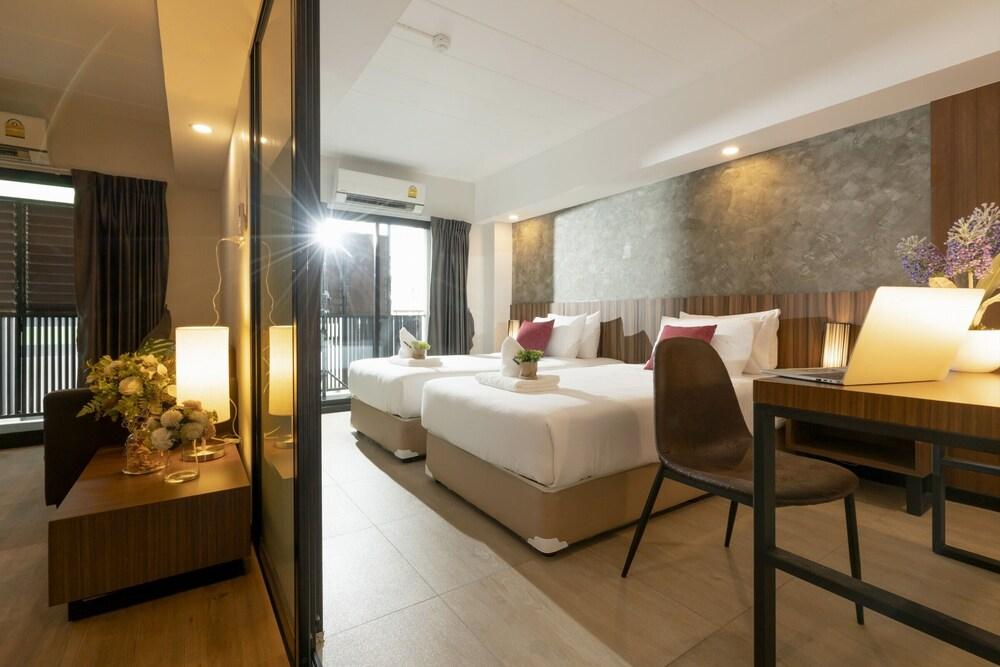 The Home Hotel Room Type - Suite Twin