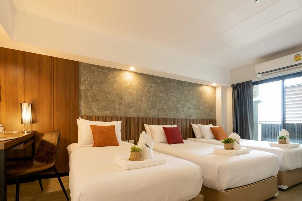 The Home Hotel Room Type - Triple Room