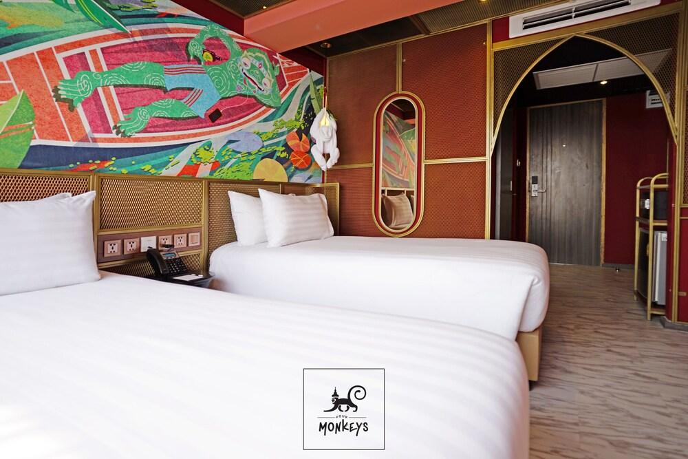 4 Monkeys Hotel Room Type - Premier Twin Room, 2 Twin Beds