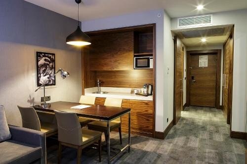 Bof Hotels Business - Tap to explore photos