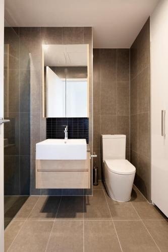 Artel Apartments Brunswick Room Type - 2 Bedroom City View Apartment