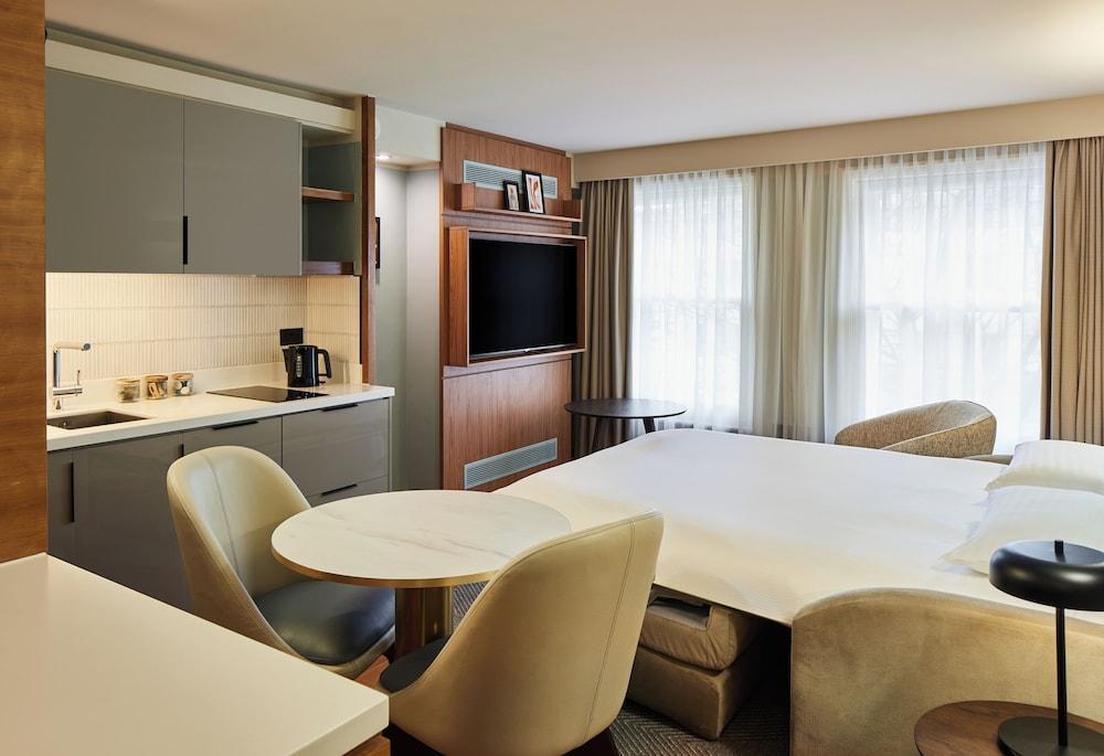 master Farringdon Room Type - One bedroom open plan