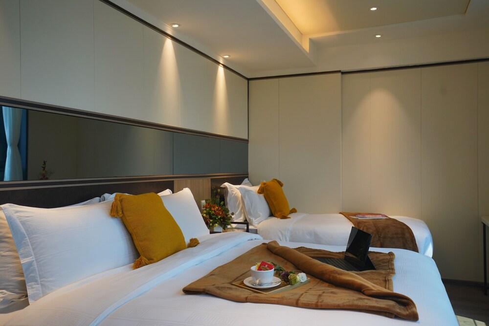 E Hotel Hong Kong Room Type - Premium Suite