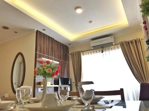 Ravarine Suite Apartment Room Type - Two-Bedroom Apartment with Sofa Bed (5 Adults)