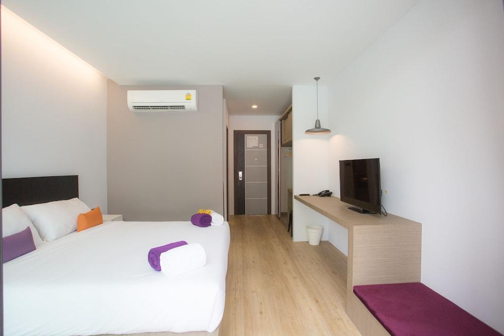 Chaweng Villawee Room Type - Superior Room with City View