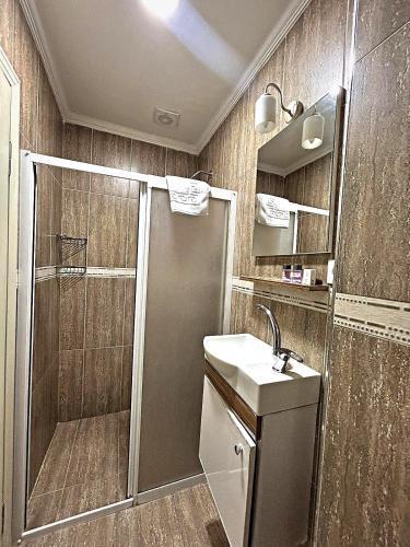 Hotel Buhara Family Inn Room Type - Economy Double Room