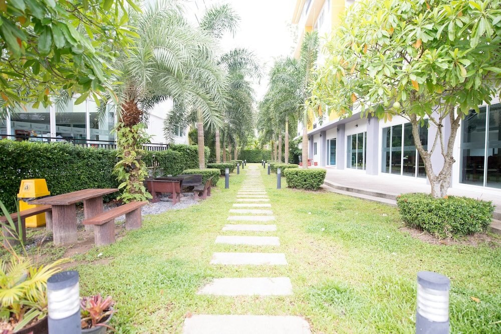 OYO 340 Ahad Suite Ao Nang Hotel - Tap to explore photos