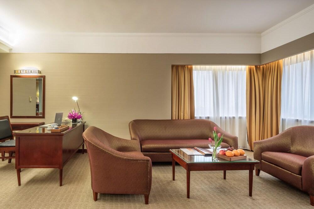 Asia International Hotel Guangzhou Room Type - Deluxe Suite