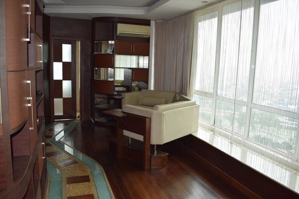 KLCC Parkview Residence Suites - Tap to explore photos