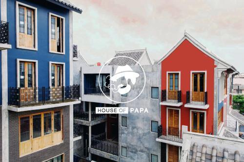 House Of Papa Bangkok Siam - Tap to explore photos