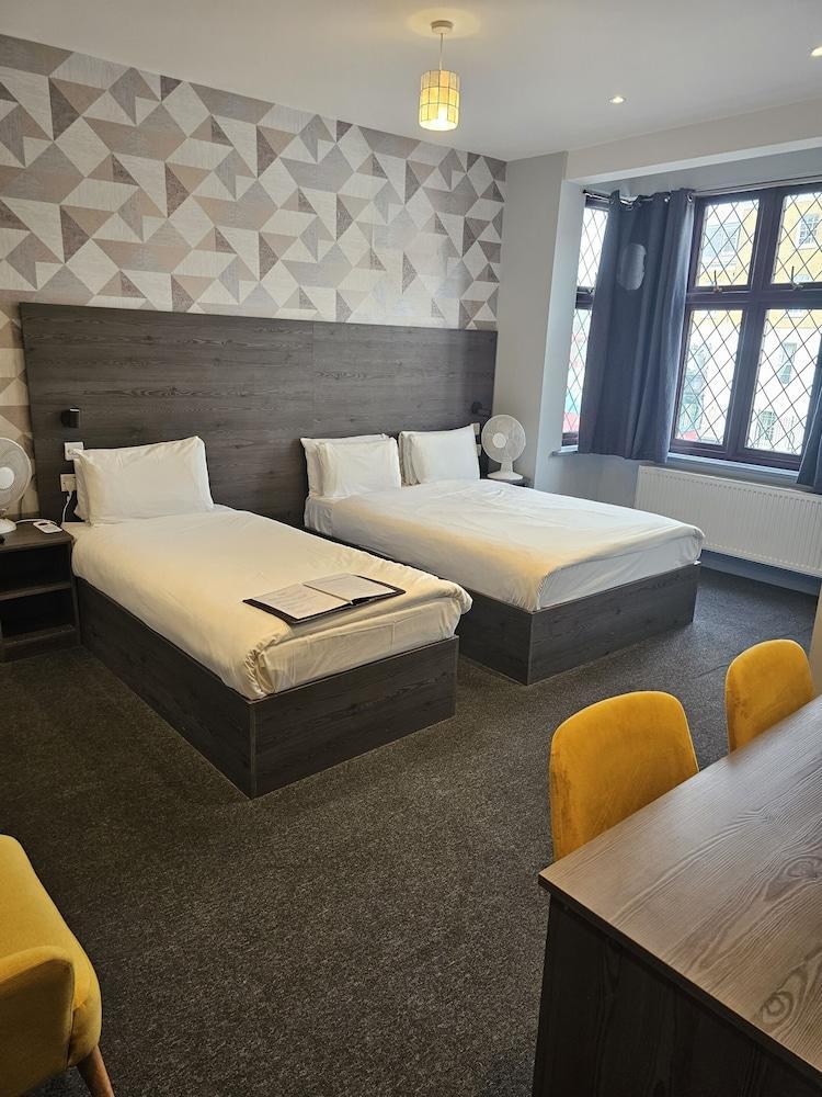 Casuarina Tree Room Type - Triple Room