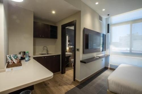 The Compass Hotel Room Type - Deluxe Double or Twin Room The Compass Hotel Room Type - Deluxe Double or Twin Room