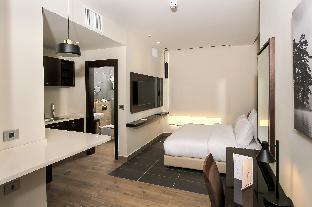 The Compass Hotel