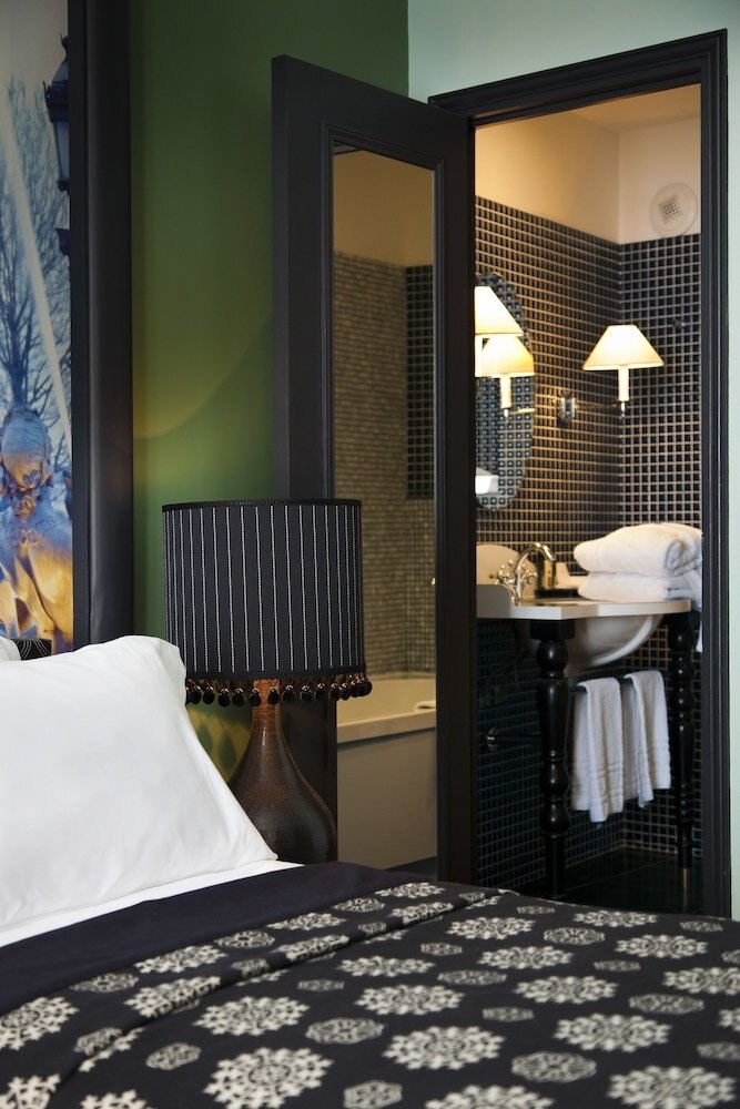 Les Fontaines du Luxembourg Room Type - Superior Double Room Les Fontaines du Luxembourg Room Type - Superior Double Room
