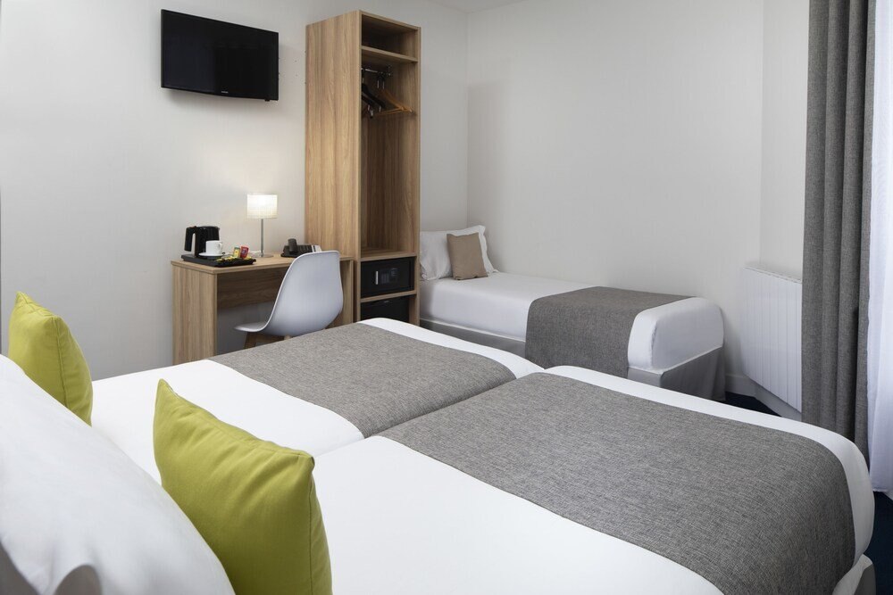 Hotel Moulin Vert Room Type - Triple Room