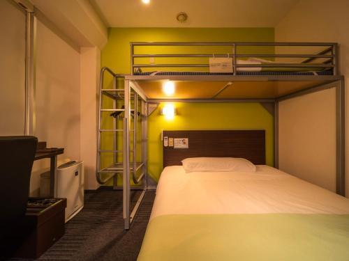 Super Hotel Tozai line Ichikawa Myoden Mae Room Type - Standard Double Room with Loft Bed - Non-Smoking Super Hotel Tozai line Ichikawa Myoden Mae Room Type - Standard Double Room with Loft Bed - Non-Smoking