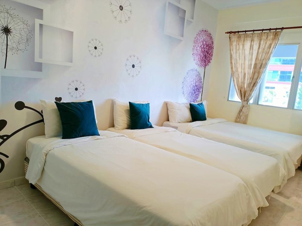 Perdana Serviced Apartment & Resorts - Tap to explore photos