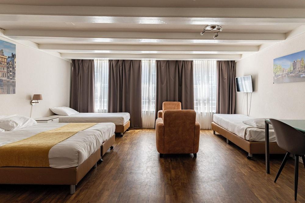 Hotel Residence Le Coin Room Type - Quadruple Room, Multiple Beds