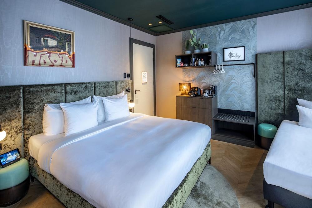 The Highlander Room Type - Deluxe Triple Room