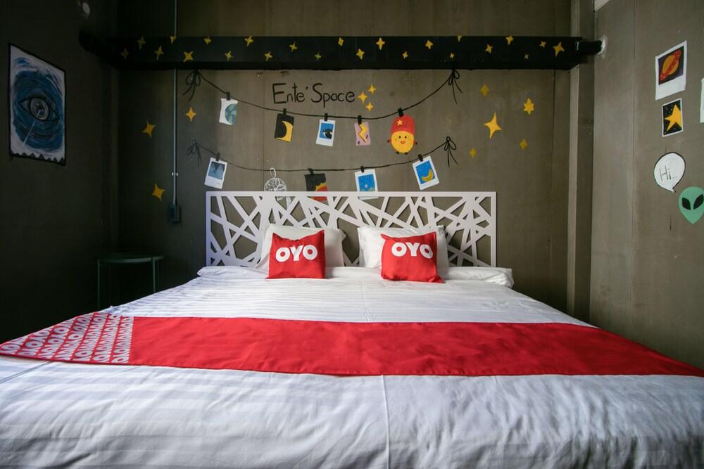 OYO 505 Ente Space Hostel - Tap to explore photos