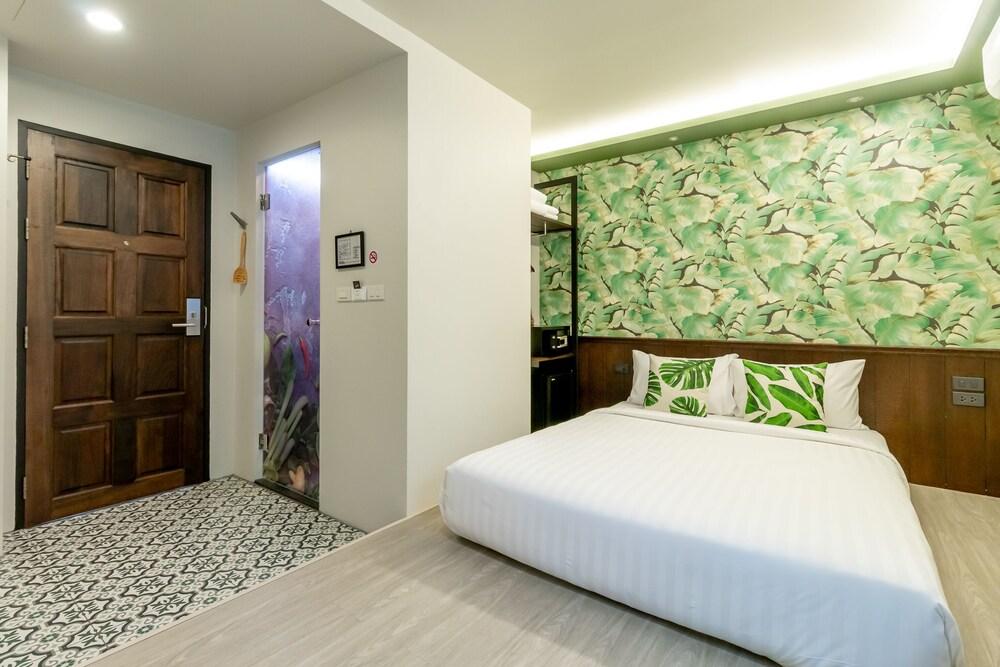 Foodotel Room Type - Deluxe Double Room
