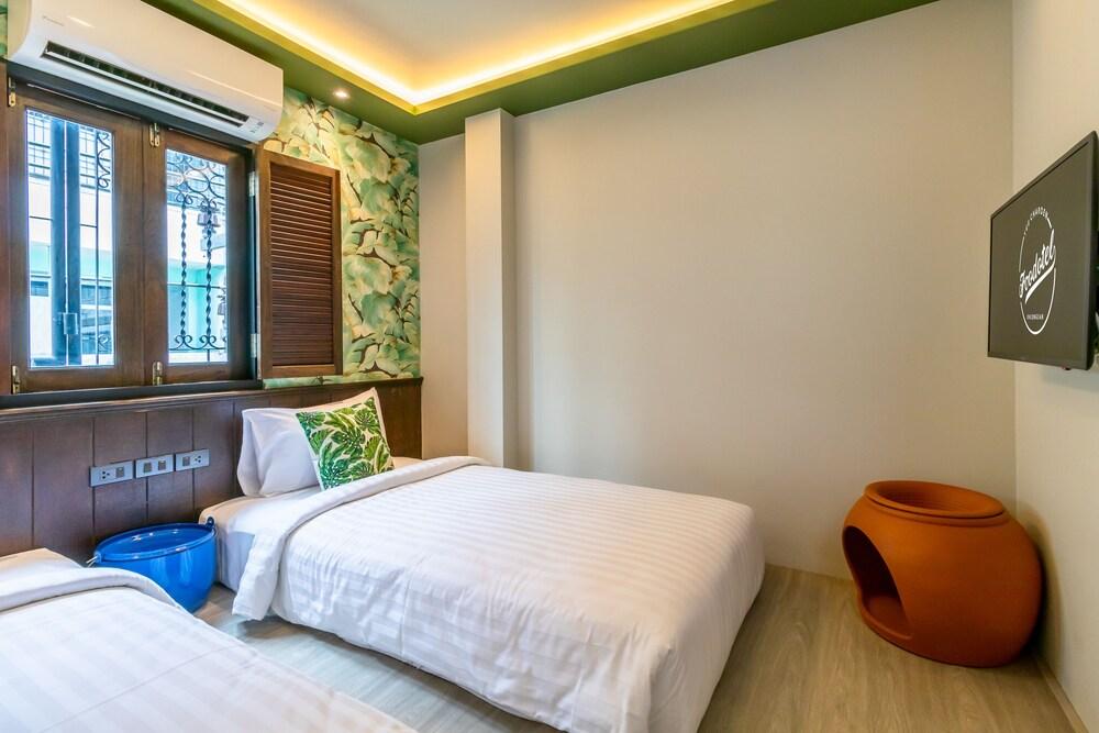 Foodotel Room Type - Deluxe Twin Room