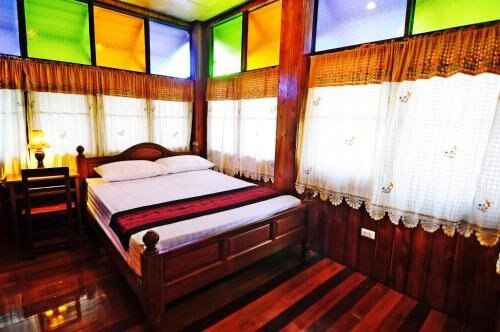 Kaloang home - Tap to explore photos